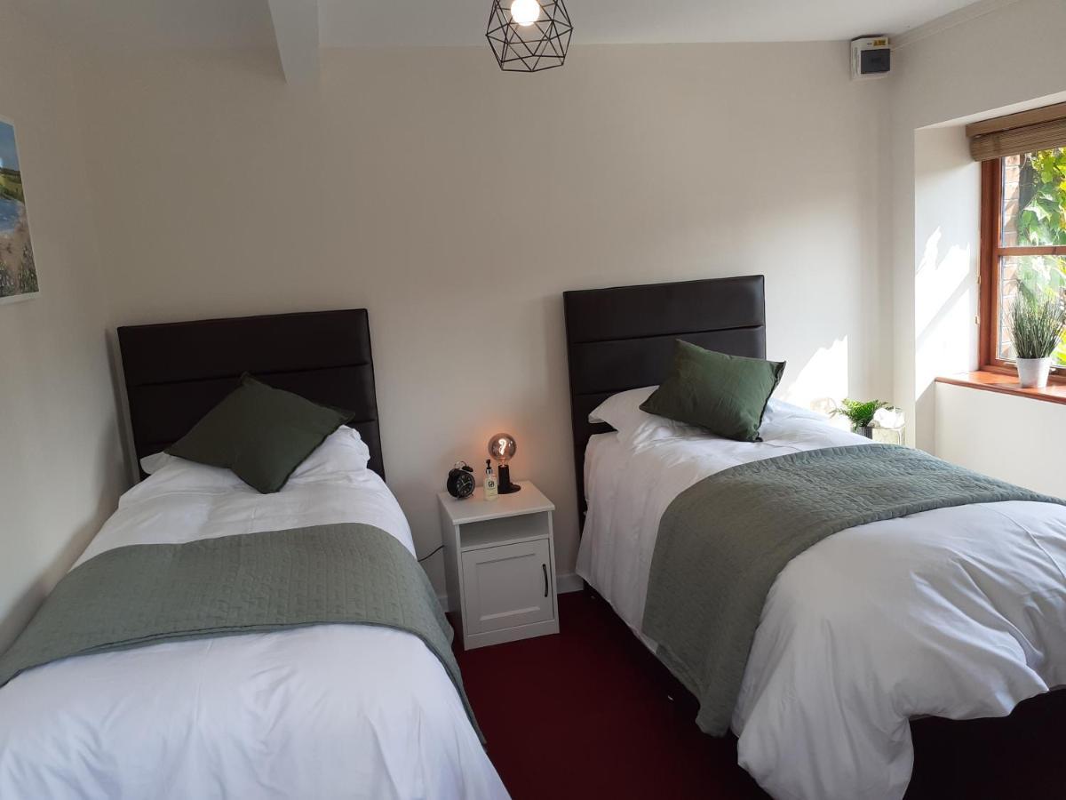 Hotel The Ivy Barn Holbeton Extérieur photo